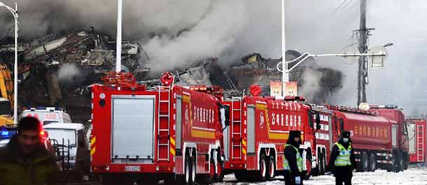 مصرع 5 رجال إطفاء في حريق بمستودع بشمال شرقي الصين