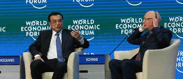 رئيس مجلس الدولة الصيني يستبعد إمكانية حدوث تراجع حاد للنمو في بلاد