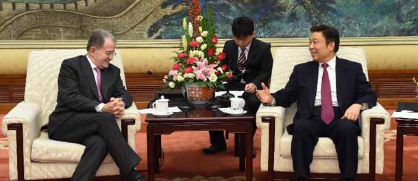 نائب الرئيس الصيني يجتمع مع رئيس المفوضية الاوروبية الاسبق
