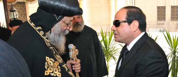 السيسي يصل الكاتدرائية المرقسية للتعزية في 21 مصريا ذبحهم داعش في ليبيا