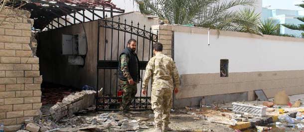 داعش يتبنى تفجير منزل السفير الإيراني في طرابلس