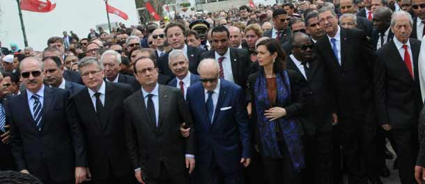 انطلاق المسيرة المناهضة للإرهاب في تونس العاصمة