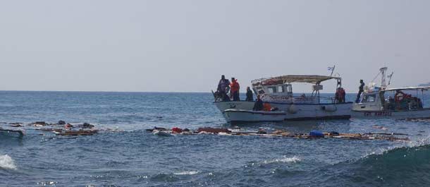 غرق مركب على متنها 200 مهاجر قبالة جزيرة ردوس