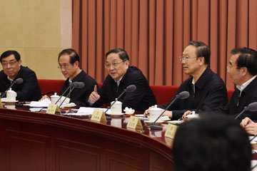 المؤتمر السياسي الاستشاري للشعب الصيني يناقش مشكلة تلوث الهواء في مثلث بكين-تيانجين-خبي