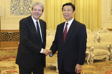 نائب الرئيس الصينى يجتمع مع وزير خارجية ايطاليا