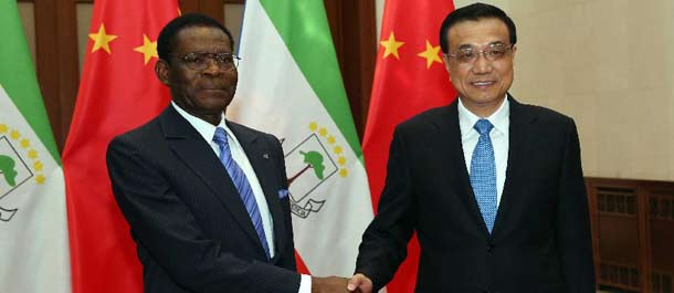 رئيس مجلس الدولة الصيني: الصين ترغب في دعم التنمية الاقتصادية والاجتماعية في غينيا الاستوائية