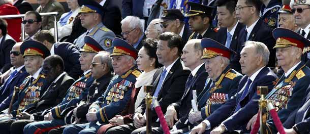 الرئيس الصيني يحضر عرض عيد النصر بروسيا لإحياء ذكرى الانتصار في الحرب