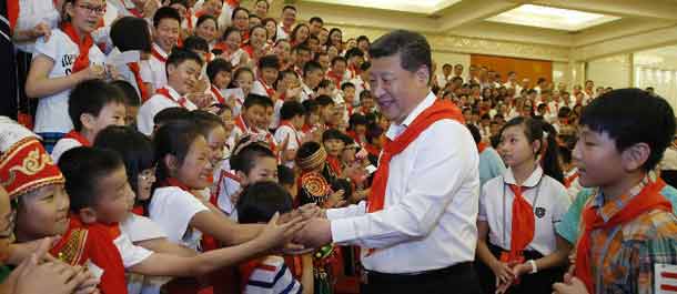 الرئيس الصيني يدعو الاطفال إلى حب الوطن