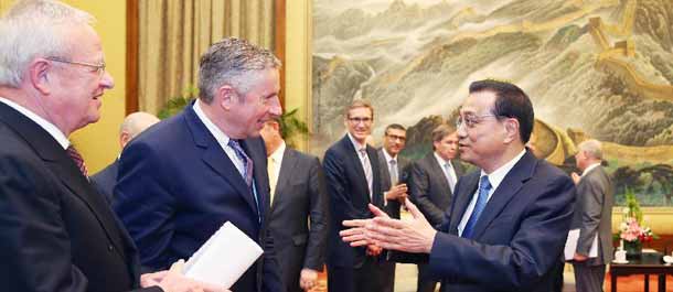 رئيس مجلس الدولة: الصين ترحب بالشركات الاجنبية للمشاركة فى تنميتها