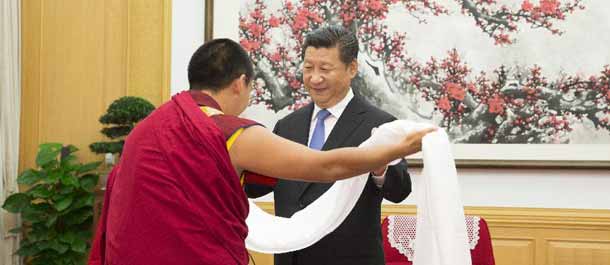 الرئيس شي يحث البانتشن لاما على مواصلة التمسك بالوطنية