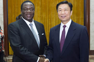 نائب الرئيس الصيني يلتقي مع نظيره من زيمبابوي