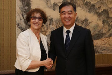 نائب رئيس مجلس الدولة الصيني يلتقي مع نائبة مستشار الأمن القومي الأمريكي