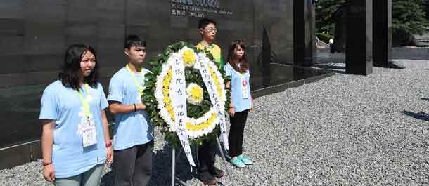 إحياء الممثلين الشباب لضحايا مذبحة نانجينغ