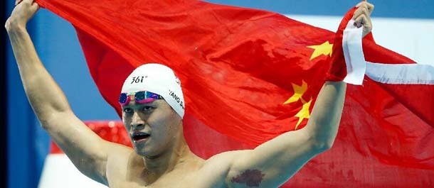 الصيني سون يانغ يفوز بالميدالية الذهبية لسباحة 800 متر حرة في بطولة العالم فى كازان