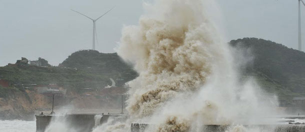 إعصار سودلر العملاق يصل إلى المقاطعات الساحلية الصينية