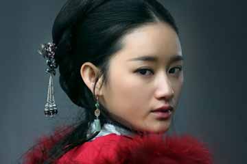 صور الممثلات الصينيات الشابات في المسلسلات القديمة العصر