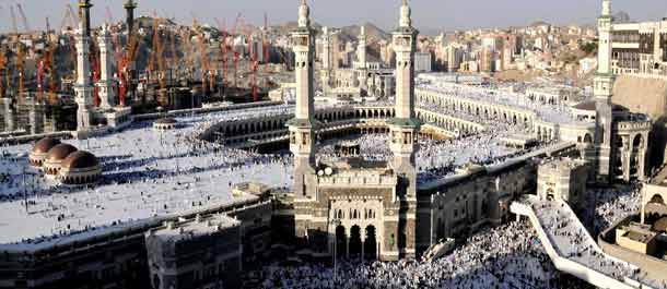 65 قتيلا و154 جريحا في سقوط رافعة بالمسجد الحرام في مكة غرب السعودية