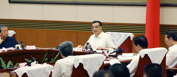 رئيس مجلس الدولة الصيني يحث على احراز تقدم في اصلاح الشركات المملوكة للدولة