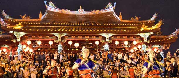 افتتاح مهرجان فوانيس كون شان 2015 لاحتفال بعيد منتصف الخريف