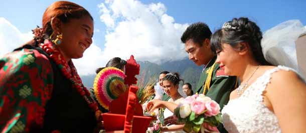 حفلة الزفاف المؤخرة للجنود في حدود منطقة التبت
