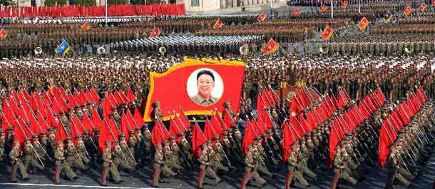 كوريا الديمقراطية تقيم عرضا عسكريا بمناسبة ذكرى تأسيس الحزب الحاكم
