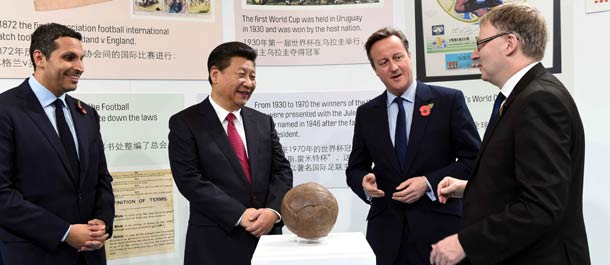 (زيارة شي للمملكة المتحدة) تقرير: شي يحث على تعزيز التعاون الرياضي بين الصين وبريطانيا