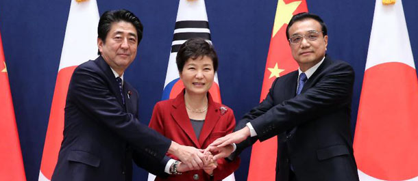 بدء أعمال القمة بين الصين واليابان وكوريا الجنوبية في سول