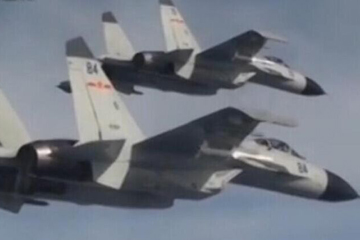 المقاتلات متعددة الطرز من الجوية الصينية والبحرية تشارك مناورة "سيف - 2015"