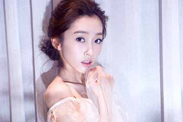 البوم صور الممثلة الصينية شيوان لو