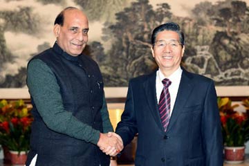 الصين والهند تتفقان على تعزيز التعاون الأمني