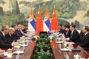 الرئيس الصينى شي جين بينغ يجتمع مع رئيس وزراء صربيا لبحث العلاقات