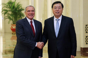 الصين تتعهد باجراء تبادلات برلمانية اقوى مع ايطاليا