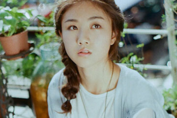 البوم صور الممثلة الصينية يان تشوه لينغ