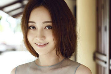 البوم صور الممثلة الصينية ياو تشن