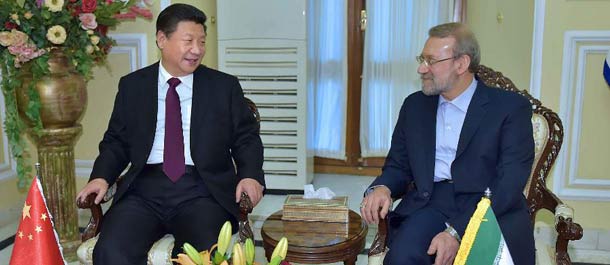 الرئيس الصيني ورئيس البرلمان الايراني يناقشان التعاون