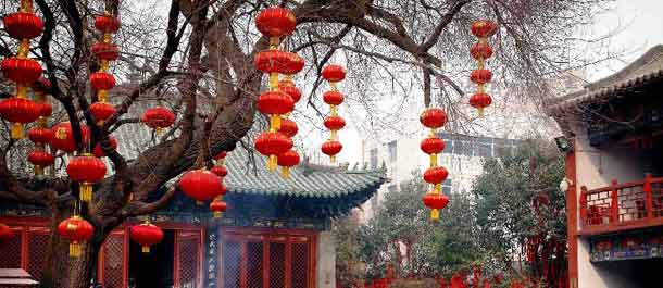 62 ألف فانوس تزين بكين احتفالا بعيد الربيع
