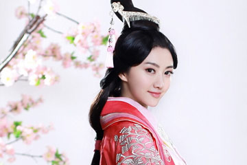 مجموعة من صور للممثلة الصينية جينغ تيان في مسلسلاتها الجديدة