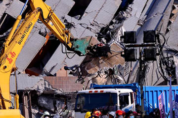 ارتفاع حصيلة ضحايا زلزال تايوان إلى 40 شخصا