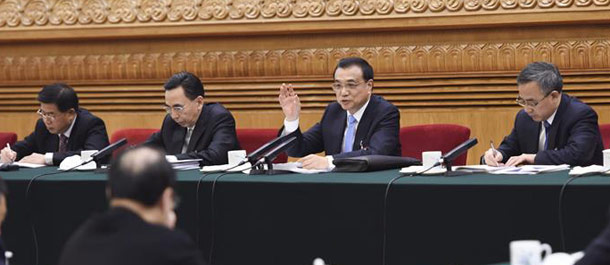 رئيس مجلس الدولة الصيني يحث قوانغدونغ على مواصلة الريادة فى الإصلاح