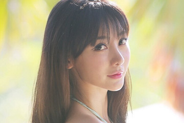 مجموعة الصور للممثلة الصينية ليو يان