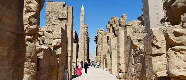 لمحة عن معبد الكرنك المصري