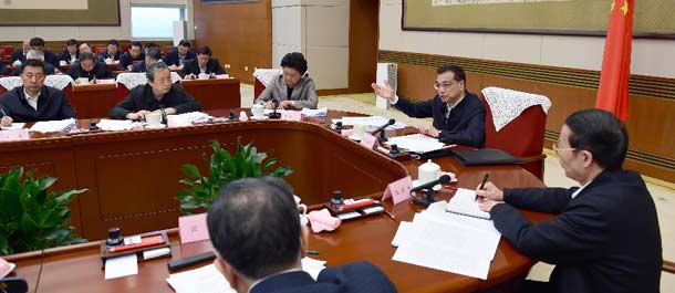 رئيس مجلس الدولة الصيني يحث الحكومات المحلية على دفع الاصلاحات