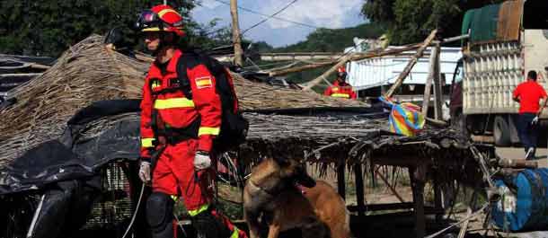 ارتفاع حصيلة زلزال الإكوادور إلى 499 شخصا