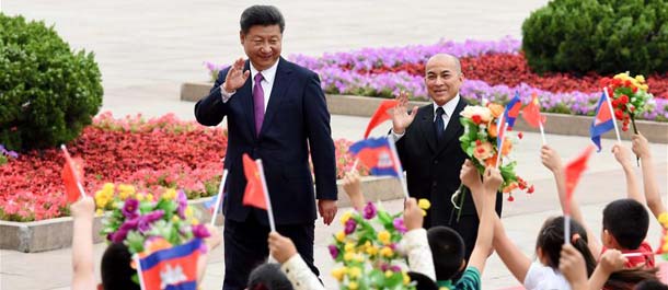 الصين وكمبوديا تتعهدان بتعزيز الصداقة