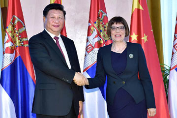 شي يحث الجهازين التشريعيين الصيني والصربي على زيادة التبادلات