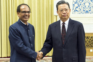 مسئول كبير من الحزب الشيوعى الصينى يجتمع مع ضيف هندى