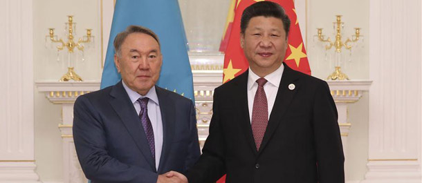 الصين وقازاقستان تتعهدان بربط استراتيجيات التنمية