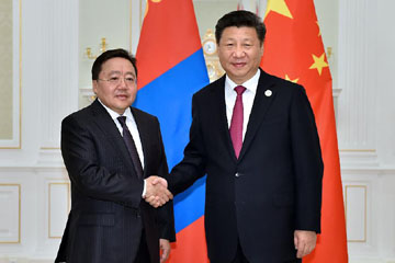 شي يجتمع مع الرئيس المنغولي بشأن التعاون