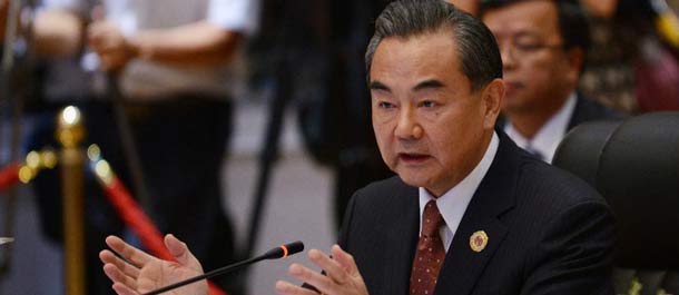 وزير الخارجية الصيني: على الصين والآسيان تحمل مسئولية السلام والاستقرار الاقليميين