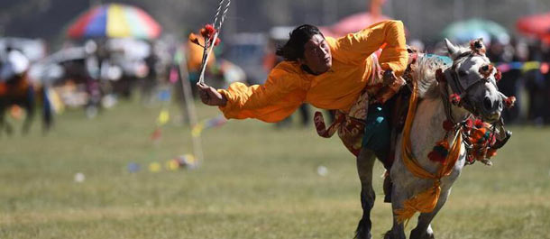 المسابقات الرياضية الجماهيرية على مرج هضبة تشينغهاي-التبت